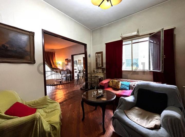 Casa · 417m² · 8 Ambientes
