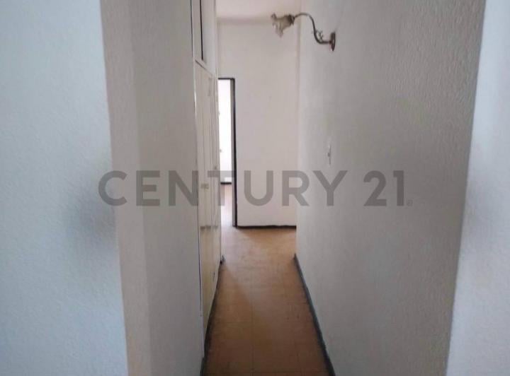 Casa · 89m² · 5 Ambientes · 2 Cocheras