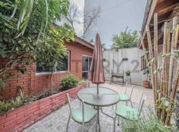 PH · PH 5 Ambientes con Patio y Quincho | Sin Expensas | Villa del Parque Apto Profes