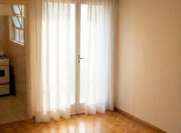 Departamento · 22m² · 1 Ambiente · Venta de Monoambiente con Balcón Frances en Flores, Ideal Inversión.