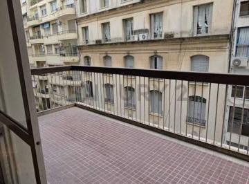 Departamento · 120m² · 4 Ambientes · Alquiler - Elegante Piso en Recoleta, 4 Ambientes con Dependencia