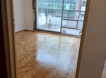 Departamento · 42m² · 2 Ambientes · Venta Depto 2 Ambientes en Congreso Al Frente con Balcon - Muy Luminoso