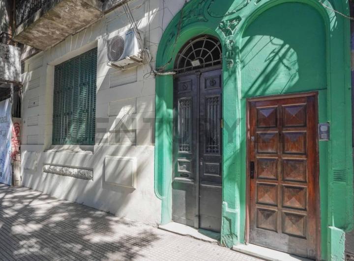 Casa · 240m² · 10 Ambientes