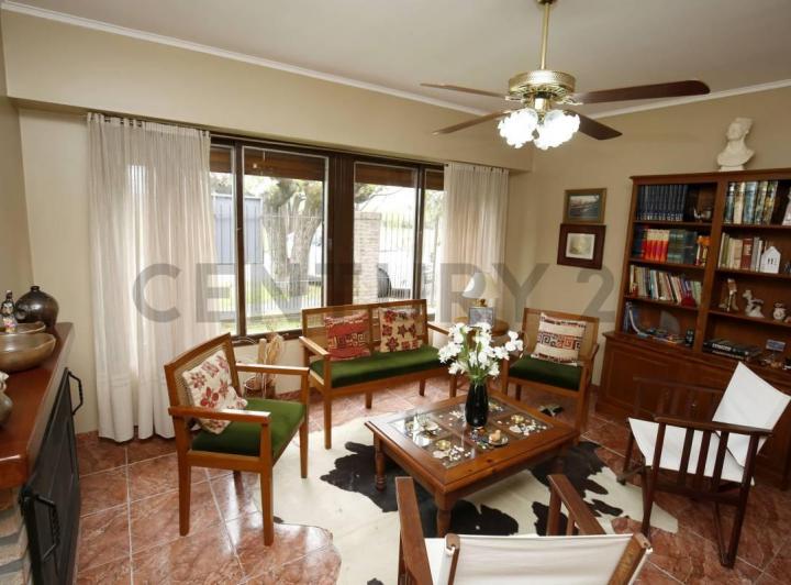 Casa · 118m² · 4 Ambientes · 1 Cochera