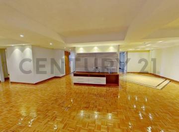 Departamento · 213m² · 5 Ambientes · 1 Cochera · Venta Penthouse Duplex 5 Ambientes + Dependencia, con Terraza en La Mejor Zona D