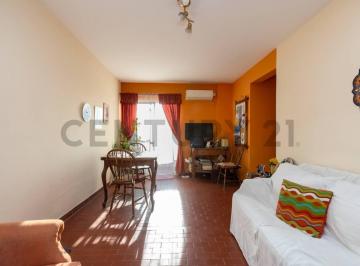 Departamento · 68m² · 4 Ambientes · 1 Cochera · Venta Depto 4 Ambientes - Martin Coronado