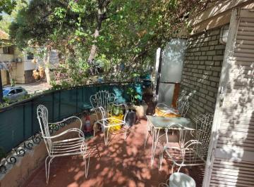 Casa · 220m² · 10 Ambientes · 1 Cochera · Venta de Casa en Martin Zapata Al 580 en La Quinta Sección, Ciudad de Mendoza.