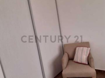 Casa · 40m² · 2 Ambientes · 2 Ambientes con Balcón a 3 Cuadras de La Estación Castelar