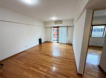 Departamento · 39m² · 2 Ambientes · Alquiler - Dos Ambientes con Balcón Al Frente