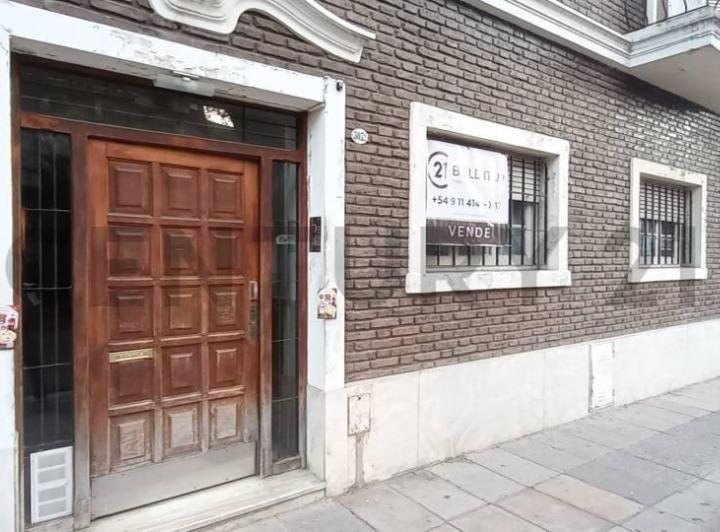 Departamento · 85m² · 6 Ambientes