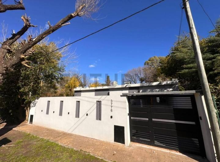 Casa · 160m² · 5 Ambientes · 1 Cochera