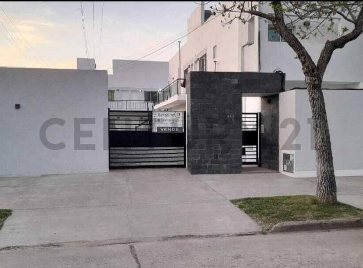 Departamento · 75m² · 2 Ambientes · 1 Cochera