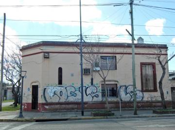 Terreno · 128m² · Casa con Gran Potencial Sobre Av Italia – Tigre