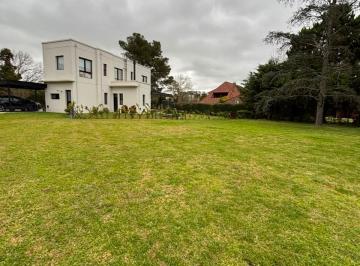 Terreno · 750m² · Lote a La Venta en Golfers Country Club