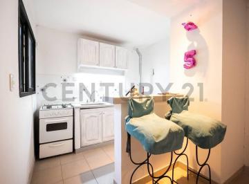 PH · PH en Venta de 2 Dorm. con Pato en La Plata