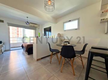 Departamento · 33m² · 1 Ambiente · Venta Monoambiente Al Frente con Balcón en Luis Agote, Rosario
