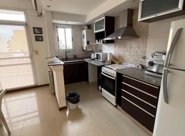 Departamento · 50m² · 2 Ambientes · Exclusivo Semipiso Al Frente | 2 Ambientes y Medio | Balcón con Parrilla | Vista