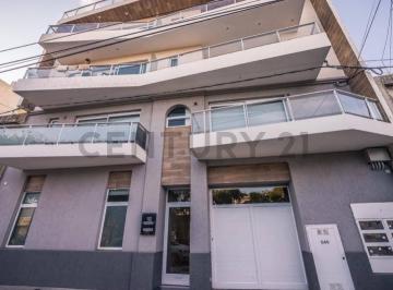 Departamento · 53m² · 3 Ambientes · Venta de Departamento de un Dormitorio y Medio - Ubicación Centrica. Barrio 30 o