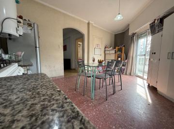 PH · 72m² · 3 Ambientes · Venta PH 3 Ambientes con Balcón - en Gerli, Lanús