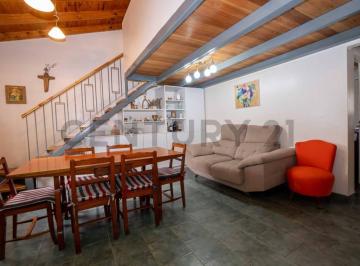 Casa · 100m² · 4 Ambientes · 2 Cocheras · Casa en Venta en Villa Elisa