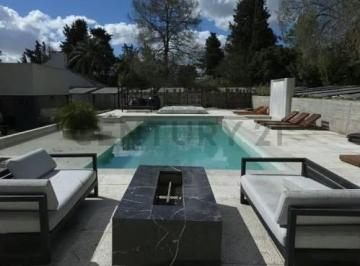 Departamento · 67m² · 2 Ambientes · 1 Cochera · Alquiler Lincoln Park Condominio City Bell 1 Dormitorio