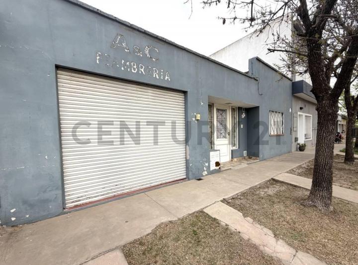 Casa · 99m² · 5 Ambientes · 1 Cochera