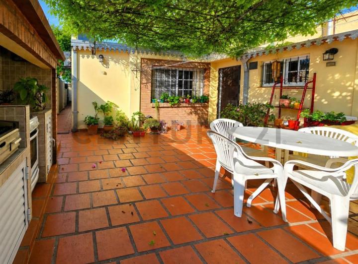 Casa · 84m² · 3 Ambientes · 1 Cochera