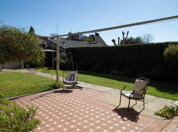 PH · Venta PH 4 Ambientes con Gran Jardín, Garage y Quincho a Refaccionar – Villa Bos