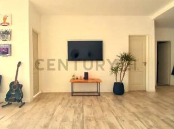 Departamento · 80m² · 3 Ambientes · 1 Cochera · Departamento en Delta Center de 80 m² con Cochera Apto Profesional