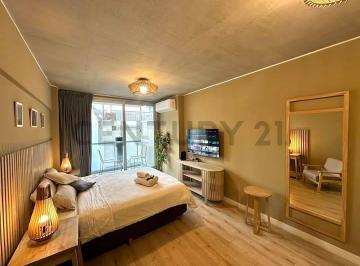 Departamento · 33m² · 1 Ambiente · Venta Amplio Monoambientes Muy Luminoso, Palermo Hollywood.