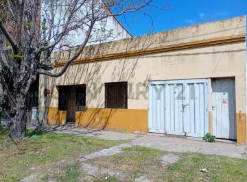 Casa · 95m² · 3 Dormitorios · 1 Cochera · Casa de 2 Dorm. en Venta en Tolosa