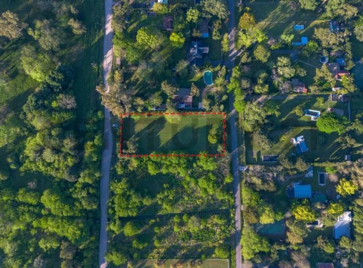 Terreno · 2996m²