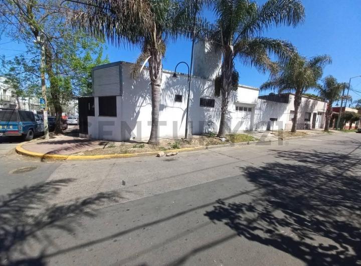 Casa · 108m² · 3 Ambientes · 1 Cochera