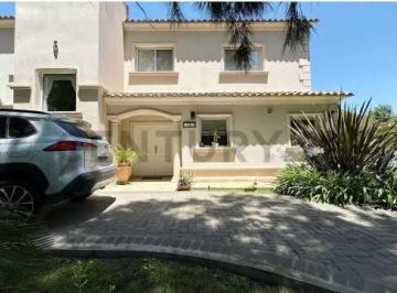 Casa · 267m² · 5 Ambientes · 2 Cocheras · Venta Casa 5 Ambientes El Lauquen, canning, San Vicente