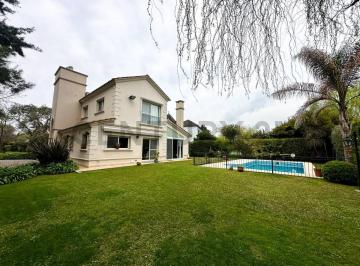Casa · 267m² · 5 Ambientes · 2 Cocheras · Venta Casa 5 Ambientes El Lauquen, canning, San Vicente
