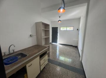 Local comercial · 24m² · 1 Ambiente · PH Al Frente en Venta en La Plata