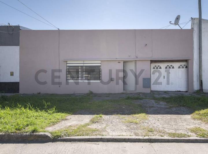 Casa · 53m² · 3 Ambientes · 1 Cochera
