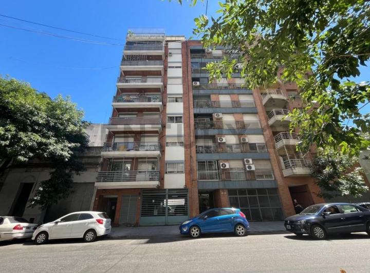 Departamento · 75m² · 4 Ambientes · 1 Cochera