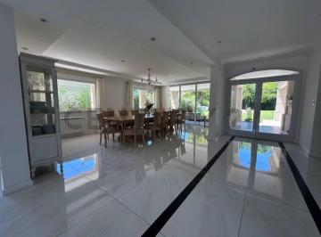 Casa · 506m² · 7 Ambientes · 4 Cocheras · Casa en Venta en Gorina, La Lula | Lote de 1.600 m² - 5 Dorm. - Pileta