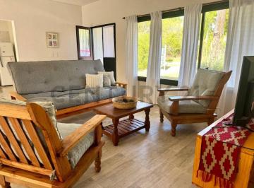 Casa · 134m² · 3 Ambientes · 2 Cocheras · Venta Casa Moderna 3 Ambientes en Punta Médanos