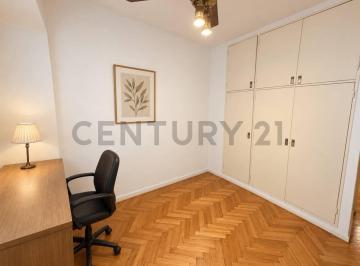 Departamento · 77m² · 3 Ambientes · 1 Cochera · Venta Departamento 3 Ambientes con Dependencia y Cochera – Balvanera