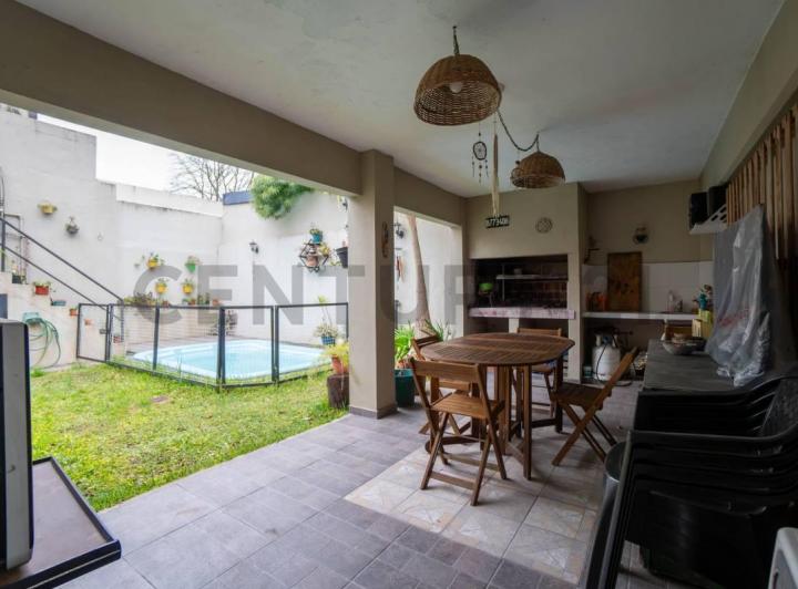 Casa en venta en la Plata · 4 ambientes