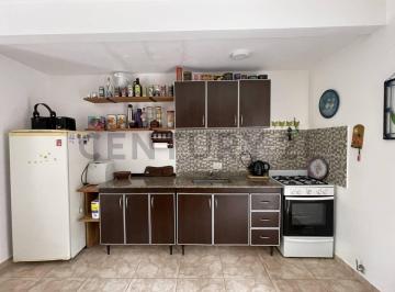 Casa · 42m² · 2 Ambientes · 1 Cochera · Venta de PH 2 Ambientes con Jardín Sin Expensas San Bernardo