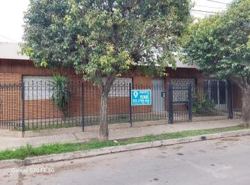 Foto · Casa Venta Barrio Maurizi 3 Dorm. Mas 2 Departamentos de 1 Dormitorio