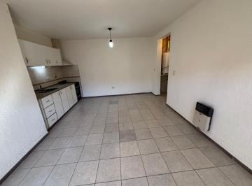 PH · 45m² · 2 Ambientes · 1 Cochera · Alquiler Departamento 1 Hab Villanueva Gllen