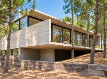 Casa · 224m² · 4 Dormitorios · Venta Casa en Marítimo II