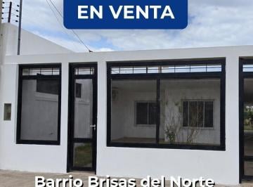Casa · 200m² · 3 Ambientes · 2 Cocheras · Rivero Sosa 3165 - Casa en Venta