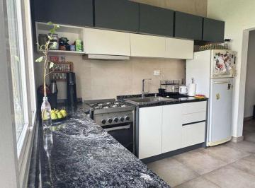 Casa · 80m² · 3 Ambientes · 3 Cocheras · Casa en Venta Apta Credito Godoy Cruz Mendoza