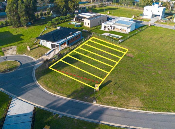 Terreno · 670m²