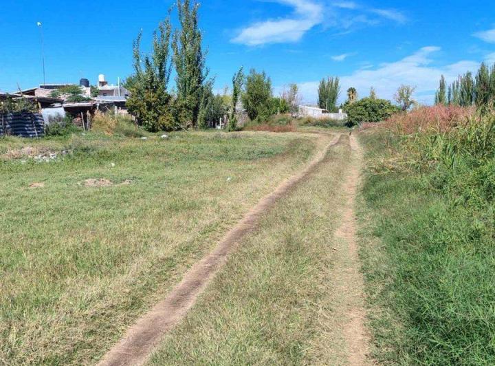 Terreno · 1025m²